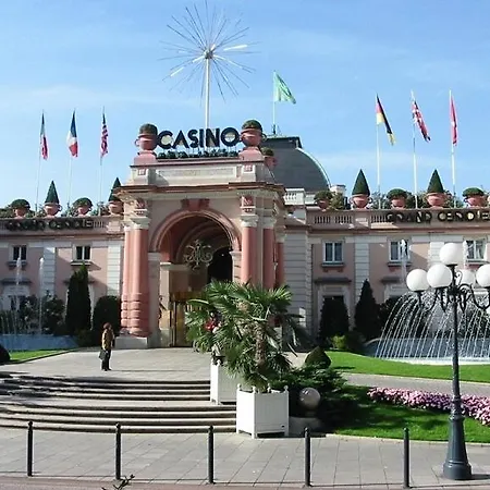 Dans Palace Beausite En Etage Proche Commodites Lejlighed